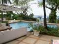Villa Pool